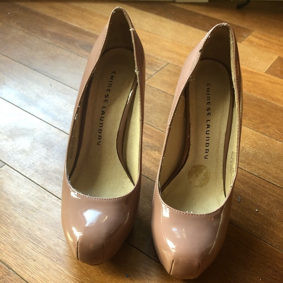 Chinese Laundry Nude/Blush Heels - Picture 2 of 4
